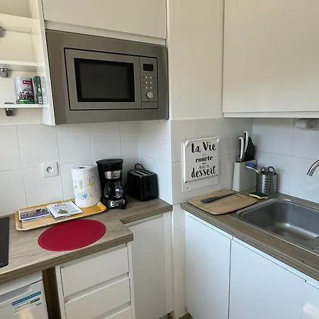 Apartament A Avec Balcon, Wifi Gratuit & Parking - Fr-1-487-372 Cabourg