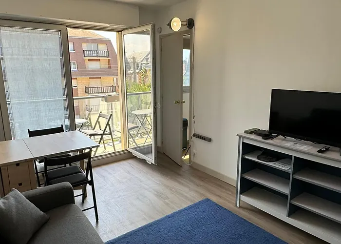 דירה A Avec Balcon, Wifi Gratuit & Parking - Fr-1-487-372 קאבורג