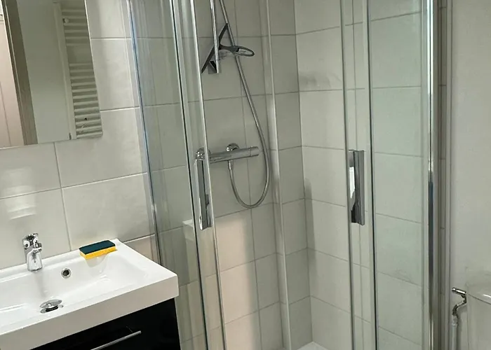 A Avec Balcon, Wifi Gratuit & Parking - Fr-1-487-372