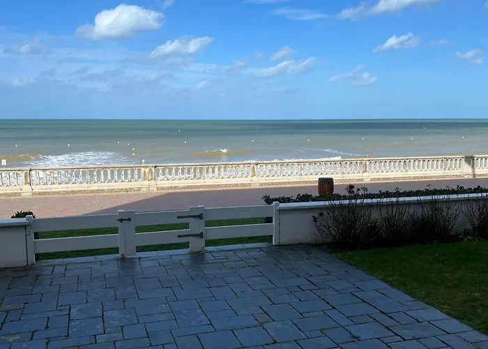 A Avec Balcon, Wifi Gratuit & Parking - Fr-1-487-372 דירה קאבורג